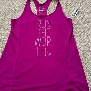 NWT: old navy active tank